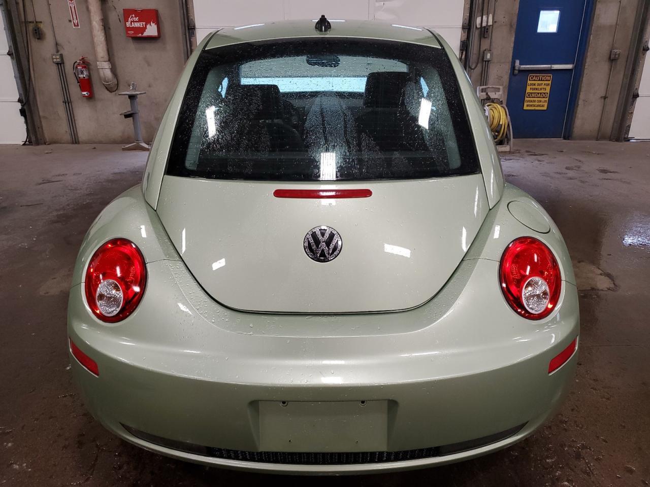 2008 Volkswagen New Beetle S VIN: 3VWRW31C58M517588 Lot: 59176955