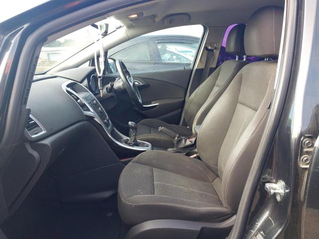 2013 VAUXHALL ASTRA SRI