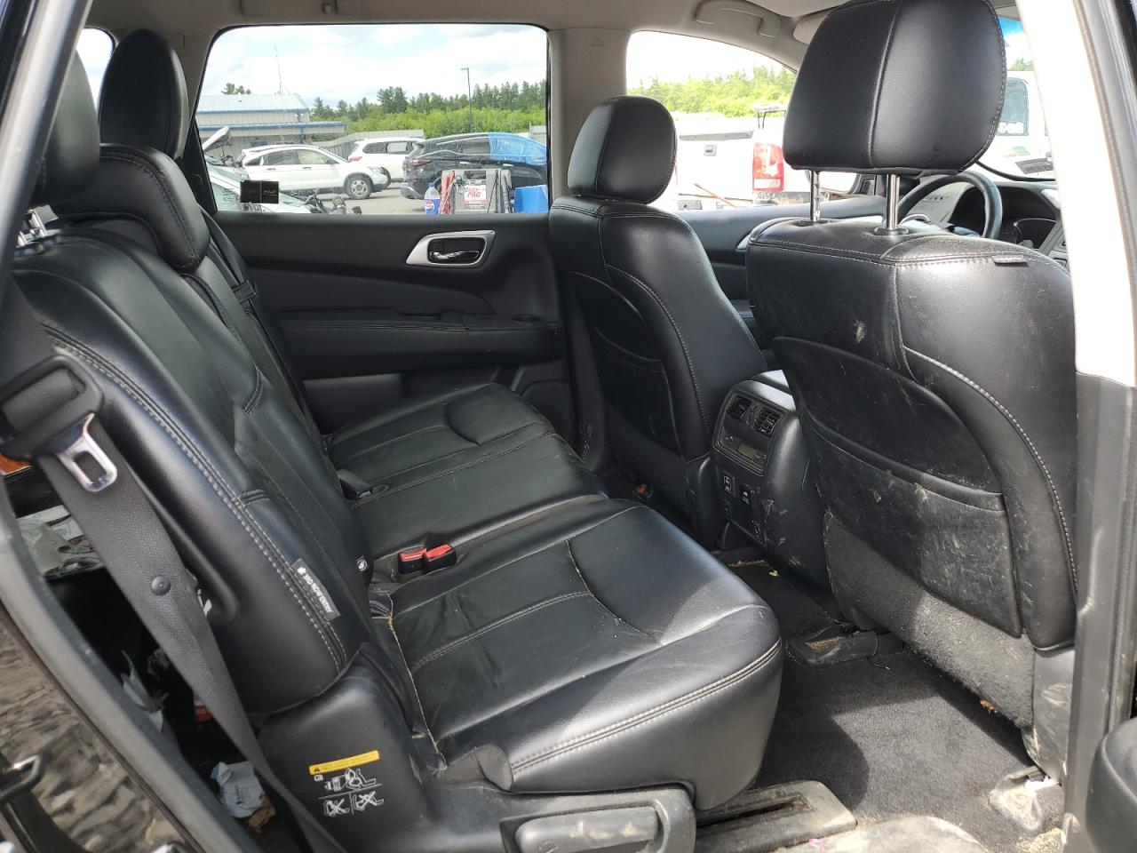 2018 Nissan Pathfinder S VIN: 5N1DR2MM9JC621006 Lot: 58789105