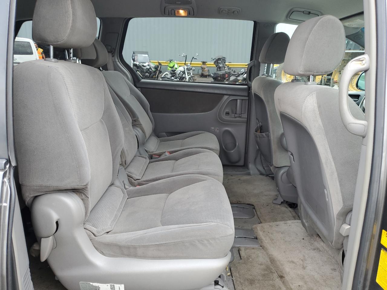 2004 Toyota Sienna Ce VIN: 5TDZA23C94S193130 Lot: 62331635