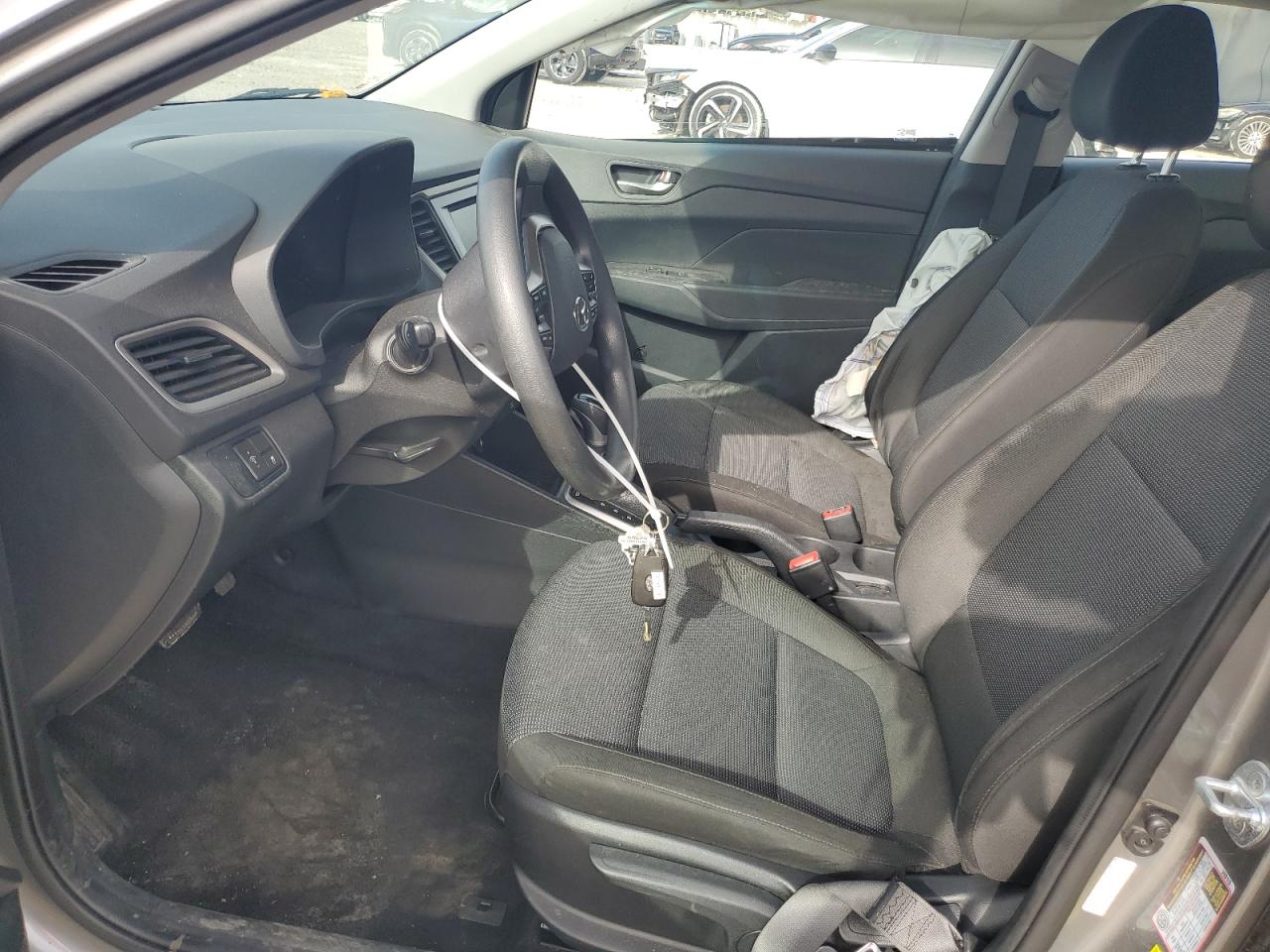 3KPC24A61ME147734 2021 Hyundai Accent Se