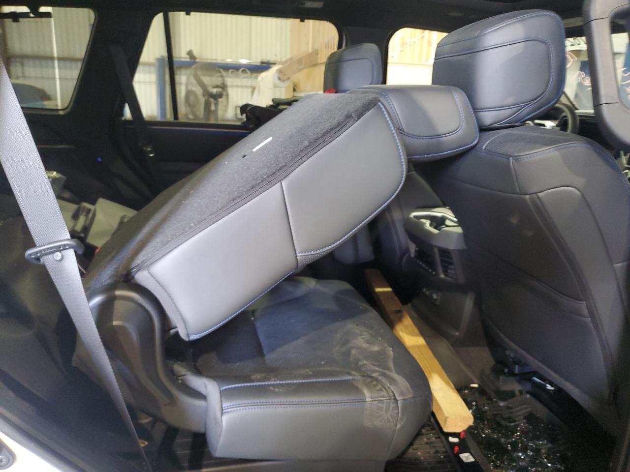 2024 Toyota Sequoia Sr5 VIN: 7SVAAABA4RX048219 Lot: 61627595