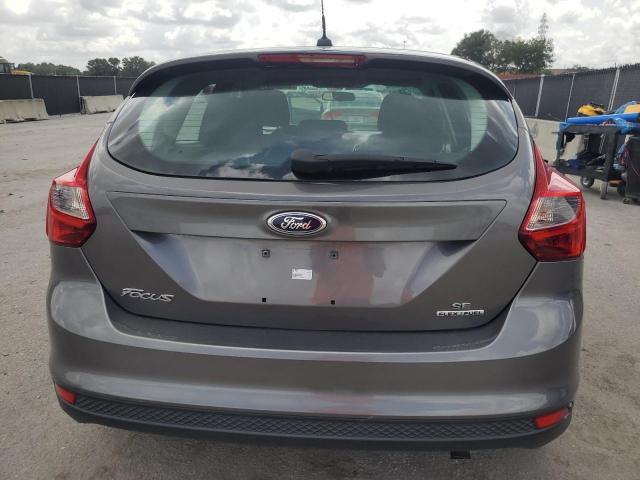 Hatchbacks FORD FOCUS 2014 Szary