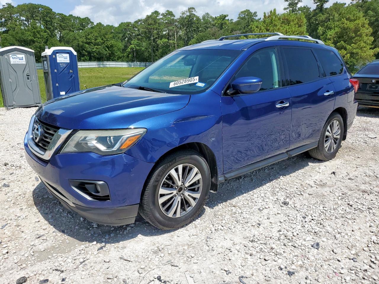 2017 Nissan Pathfinder S