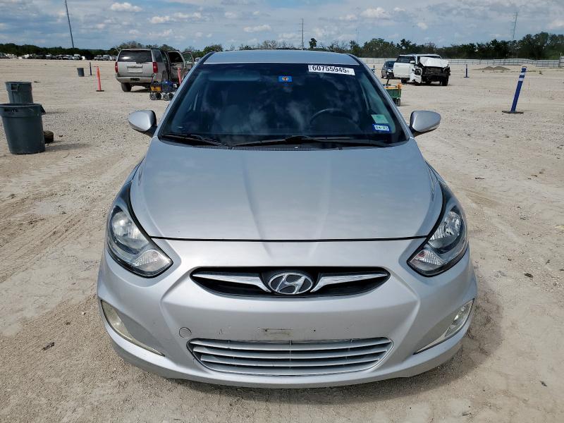  HYUNDAI ACCENT 2013 Серебристый