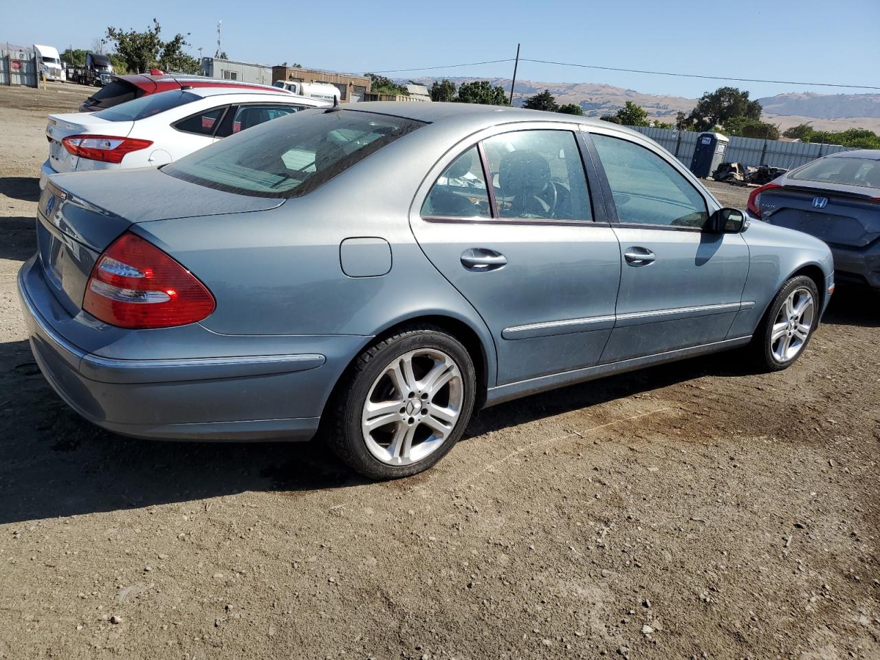 MERCEDES-BENZ E-CLASS 2006 VIN WDBUF56JX6A976916 zdjęcie 3