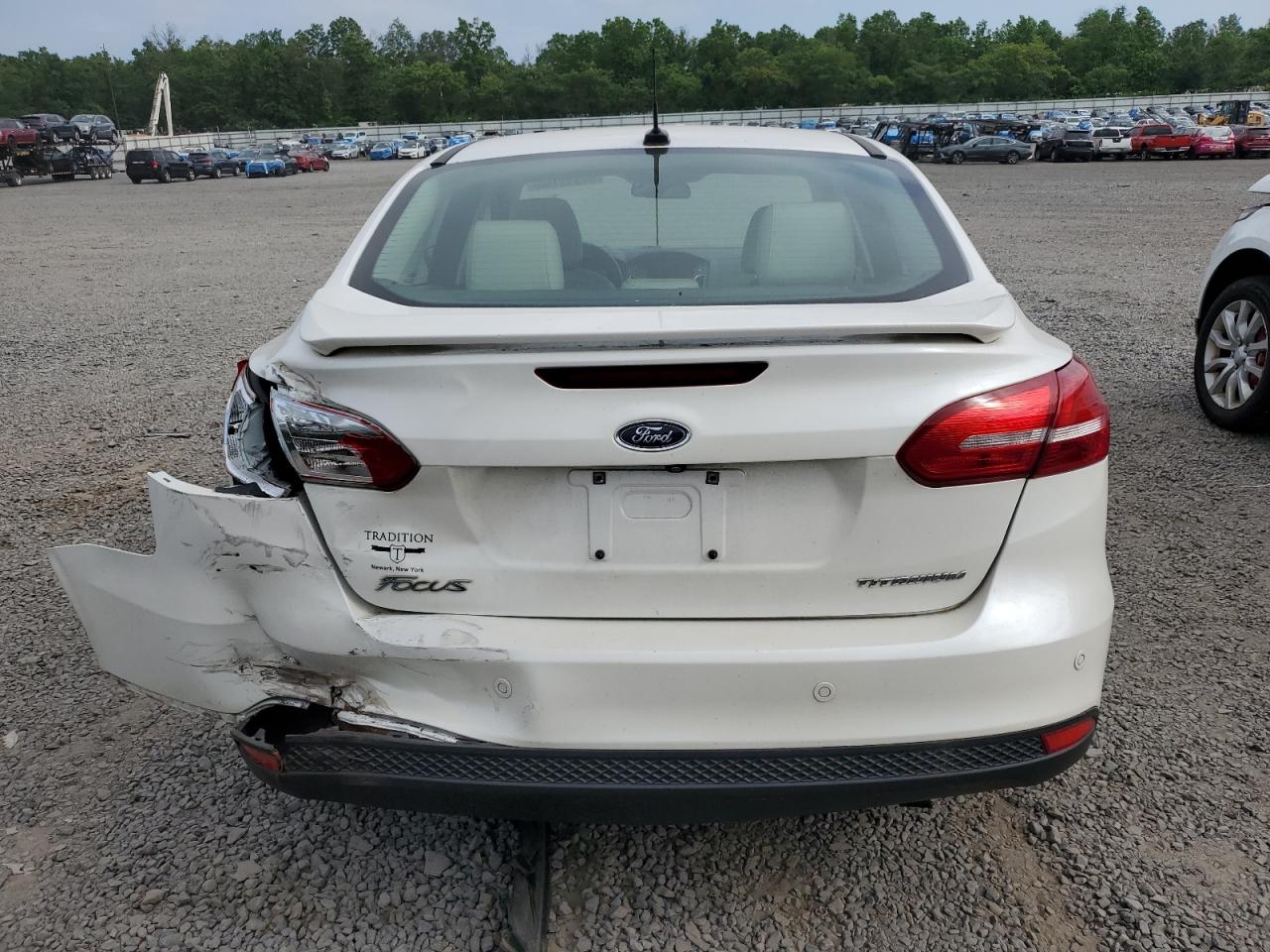 FORD FOCUS 2018 VIN 1FADP3J23JL280968 фото 6