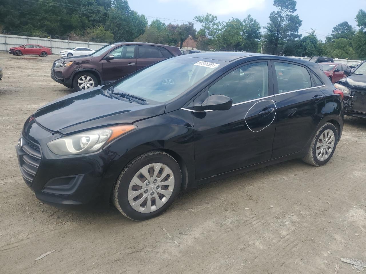 Hampton, VA에서 판매 중인 2016 Hyundai Elantra Gt - Side