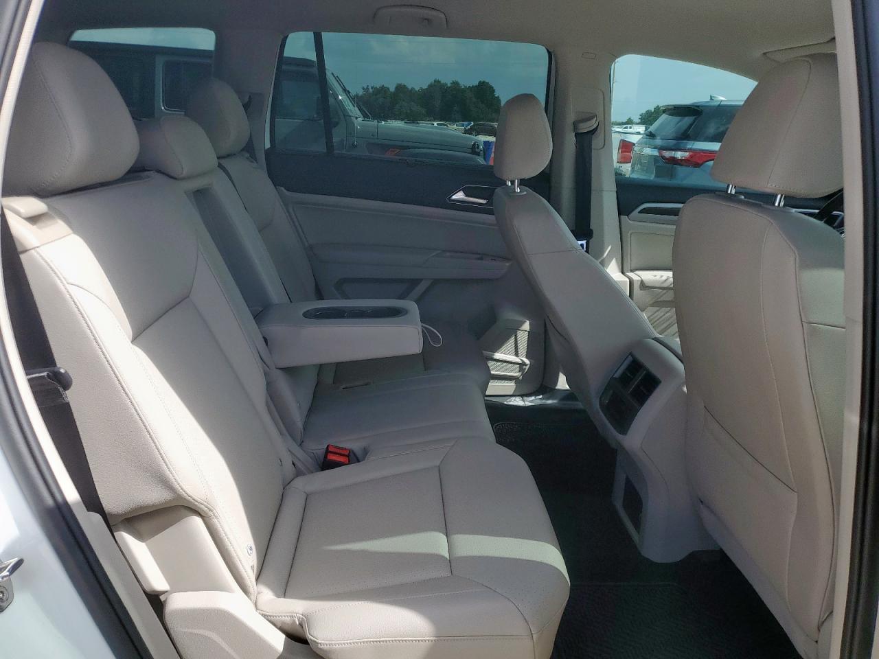 2019 Volkswagen Atlas Se VIN: 1V2WR2CA0KC614028 Lot: 61867075