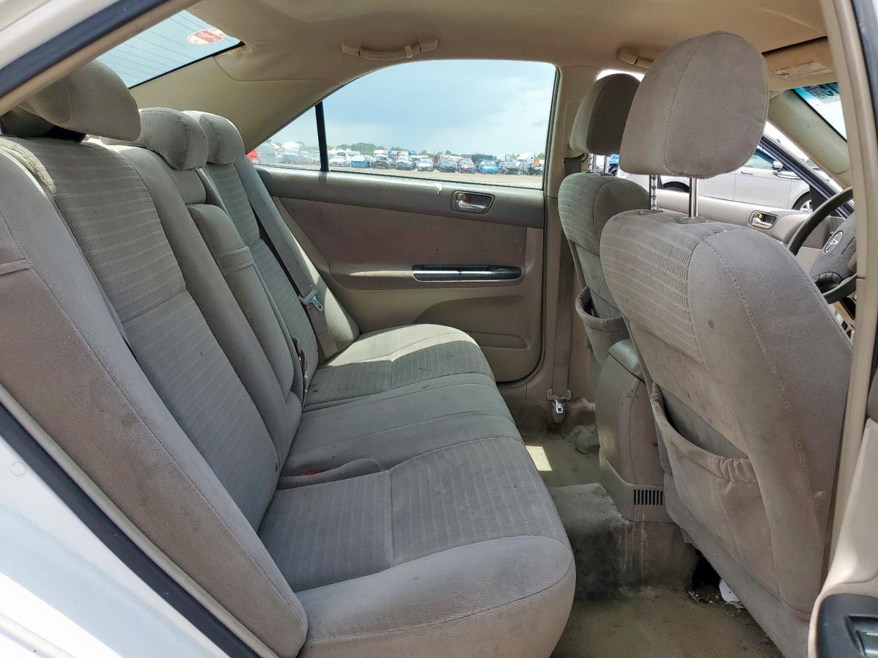 2005 Toyota Camry Le VIN: 4T1BE32KX5U402372 Lot: 89723025