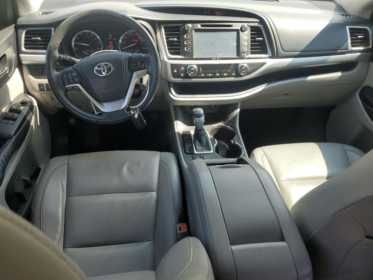 2015 Toyota Highlander Xle VIN: 5TDKKRFH1FS068267 Lot: 62879465
