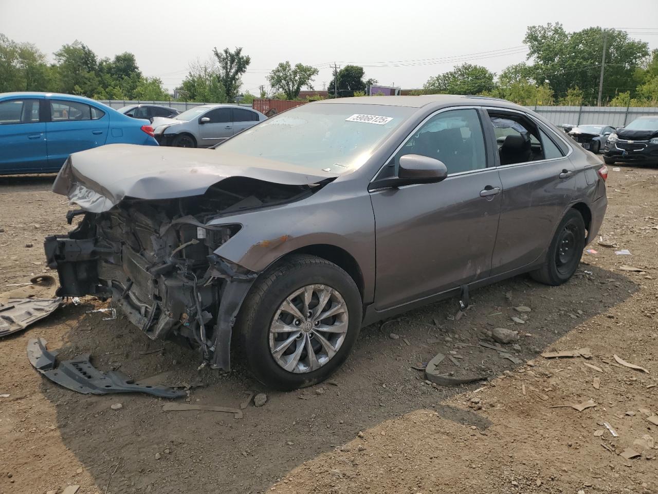 2017 Toyota Camry Le продається в Chicago Heights, IL - Front End