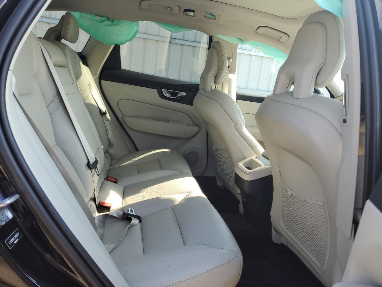 2018 Volvo Xc60 T5 VIN: LYV102RK5JB068691 Lot: 62558225