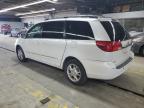 2004 Toyota Sienna Xle for Sale in Wheeling, IL - Side