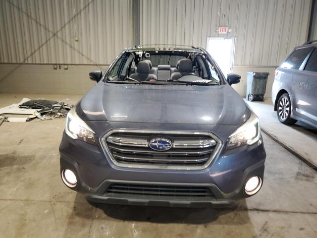  SUBARU OUTBACK 2018 Blue