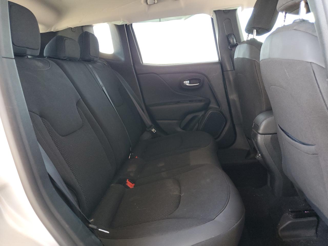 2020 Jeep Renegade Latitude VIN: ZACNJABB5LPL44541 Lot: 61440215