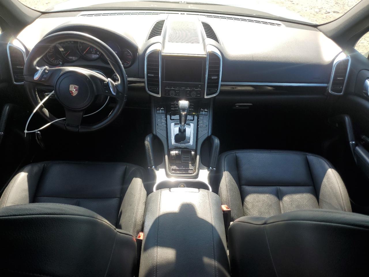 2011 Porsche Cayenne VIN: WP1AA2A20BLA10119 Lot: 62713145