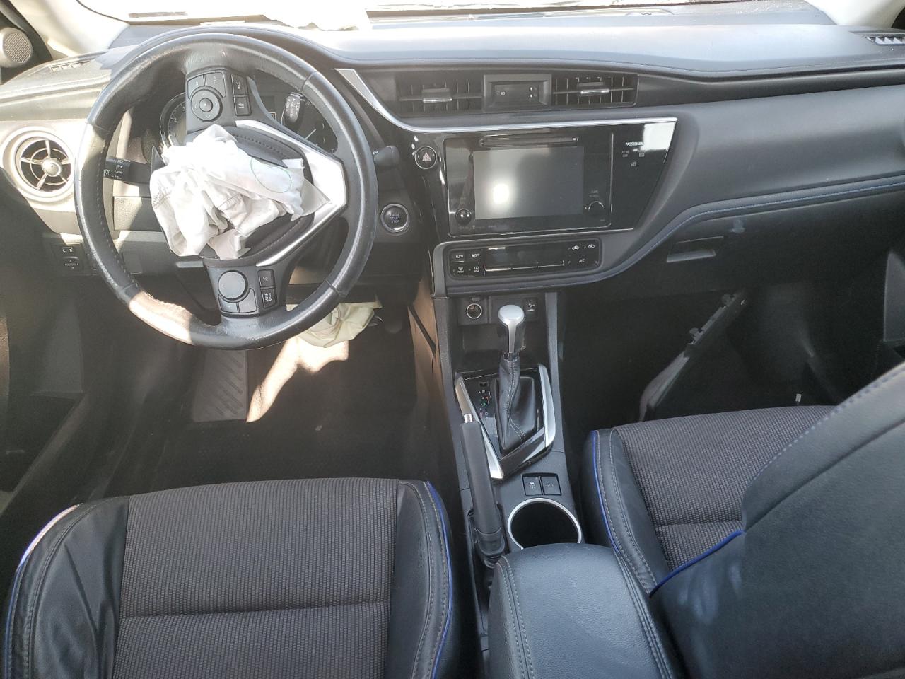 2017 Toyota Corolla L VIN: 5YFBURHE5HP591218 Lot: 62511535