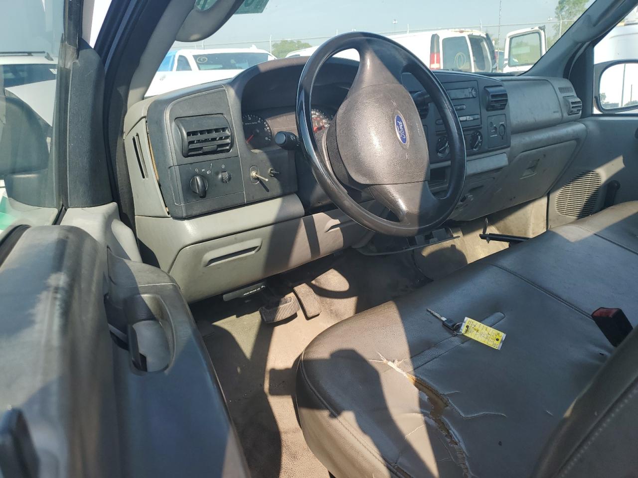 2005 Ford F250 Super Duty VIN: 1FTNF20575EB70989 Lot: 61671485