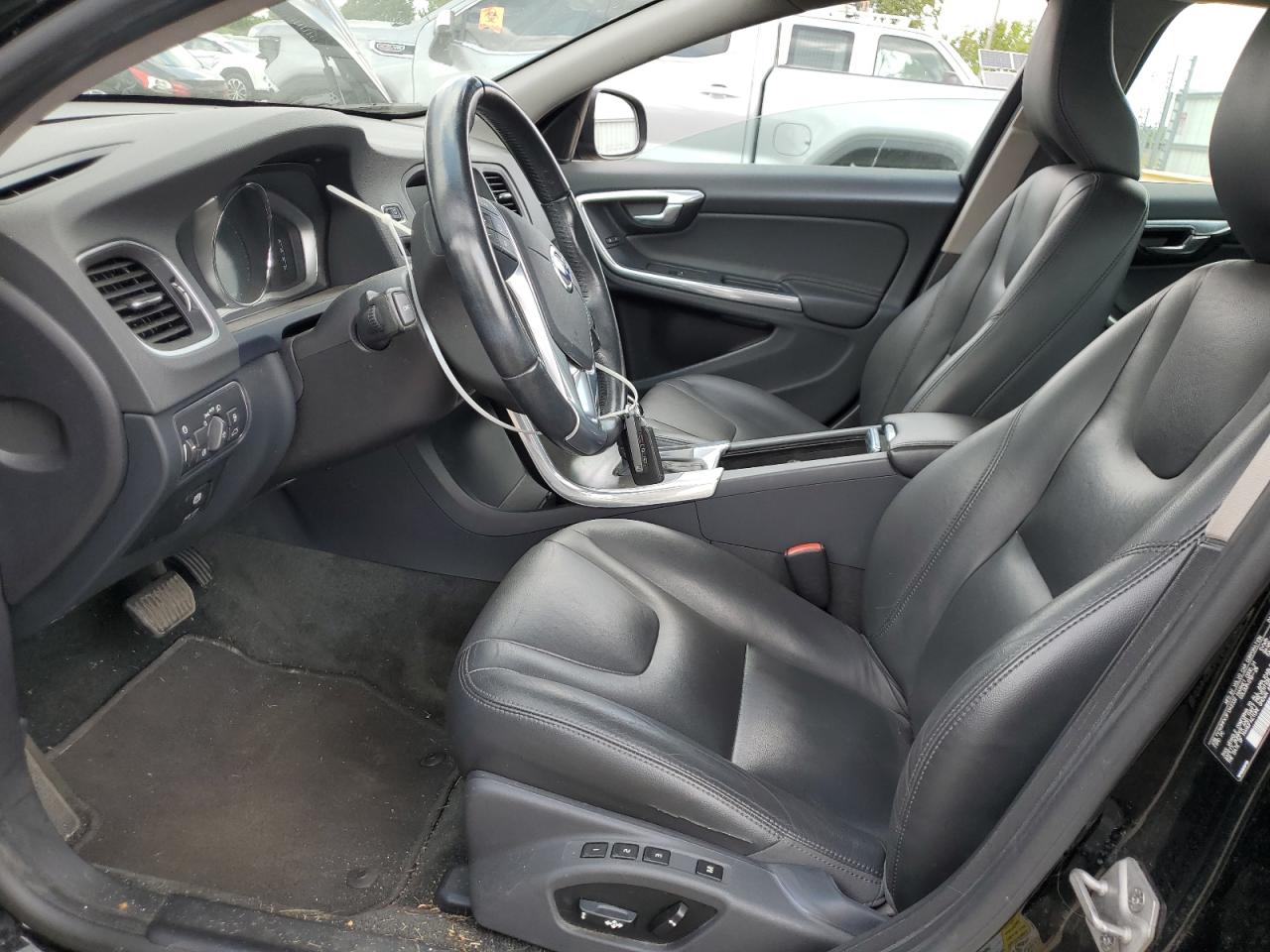 2015 Volvo S60 Premier VIN: YV140MFK3F1342332 Lot: 62756205
