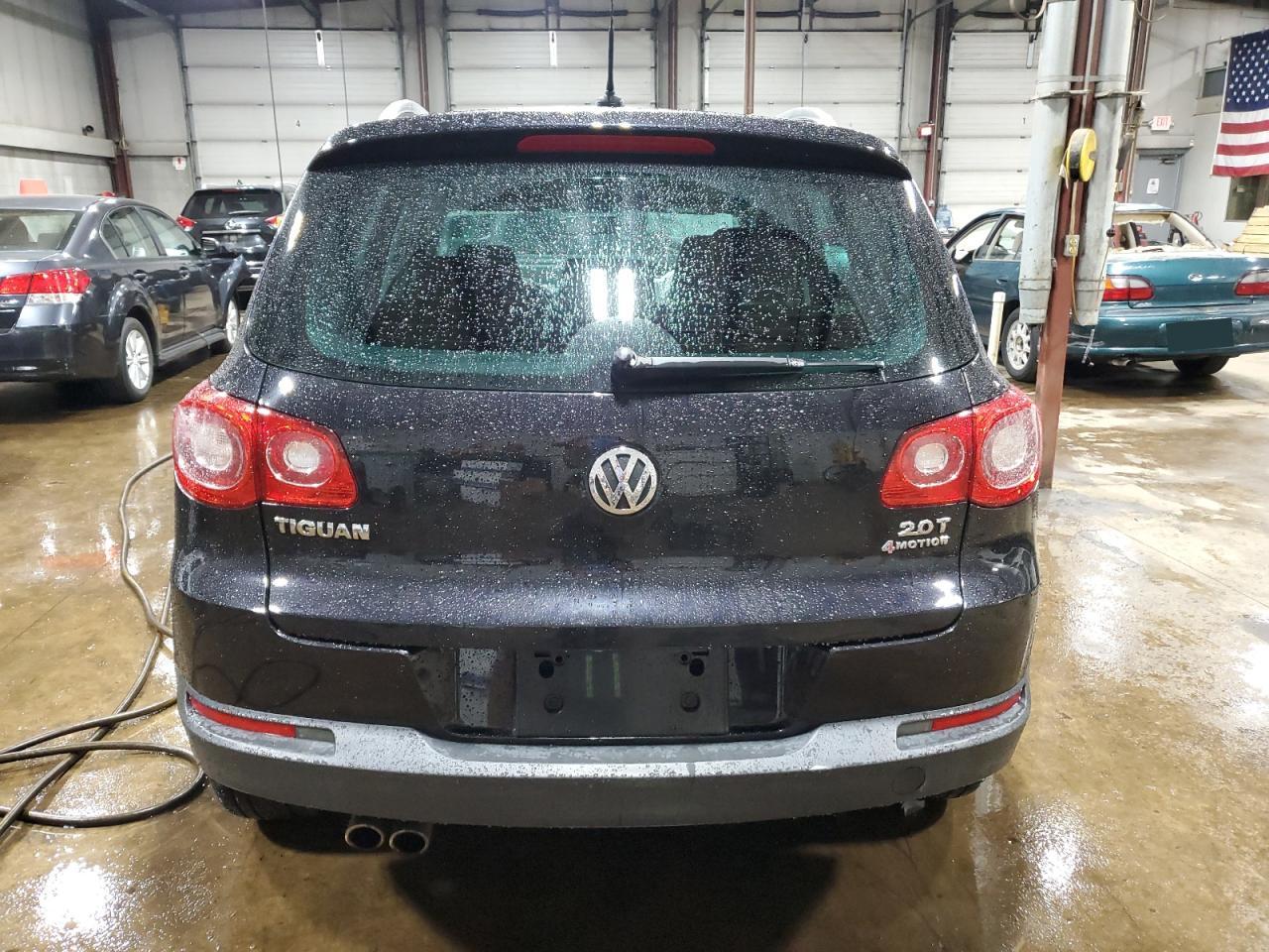 2011 Volkswagen Tiguan S VIN: WVGBV7AX4BW501760 Lot: 61918245