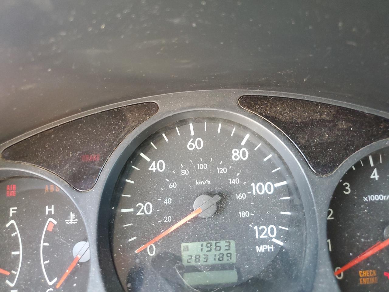 2003 Subaru Forester 2.5X VIN: JF1SG63693G766172 Lot: 61673065