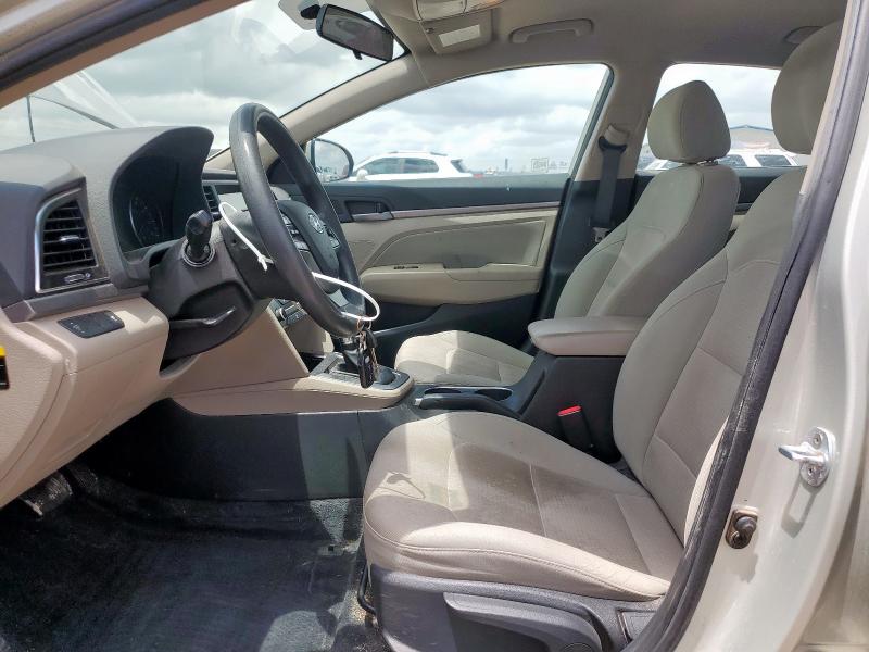  HYUNDAI ELANTRA 2017 Srebrny