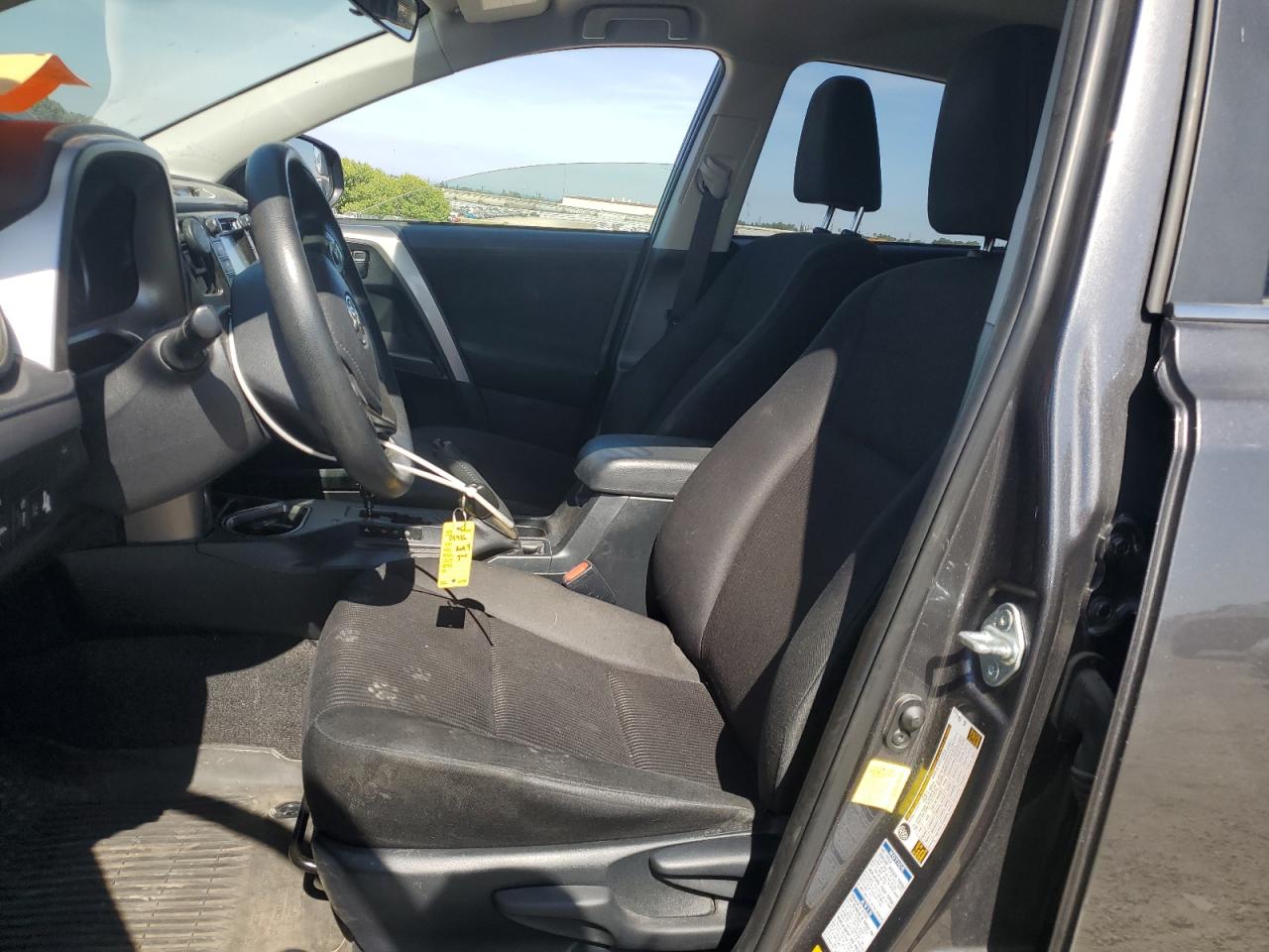 2017 Toyota Rav4 Le VIN: JTMBFREV4HJ132510 Lot: 62673945