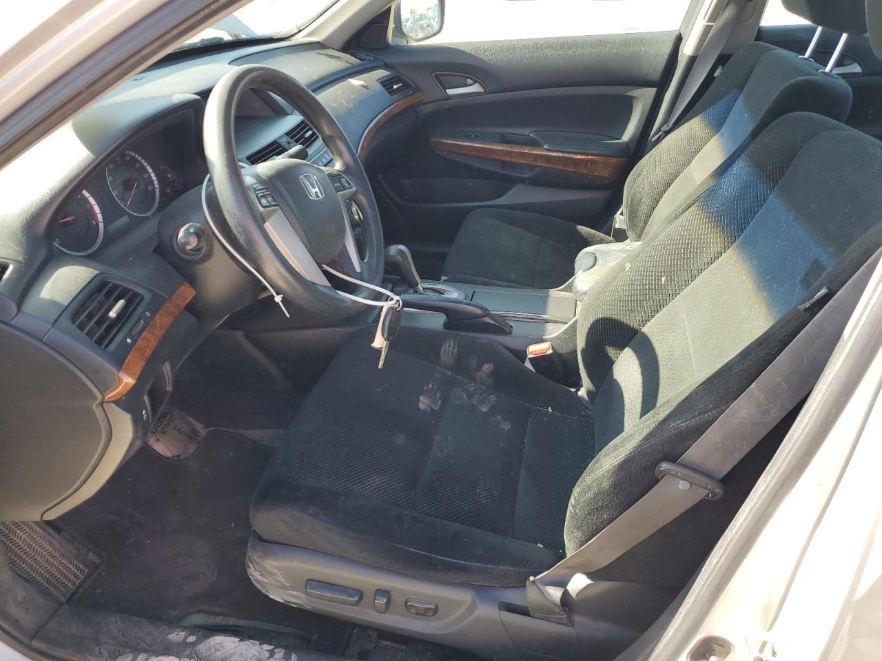 2011 Honda Accord Ex VIN: 1HGCP2F77BA057187 Lot: 61457645