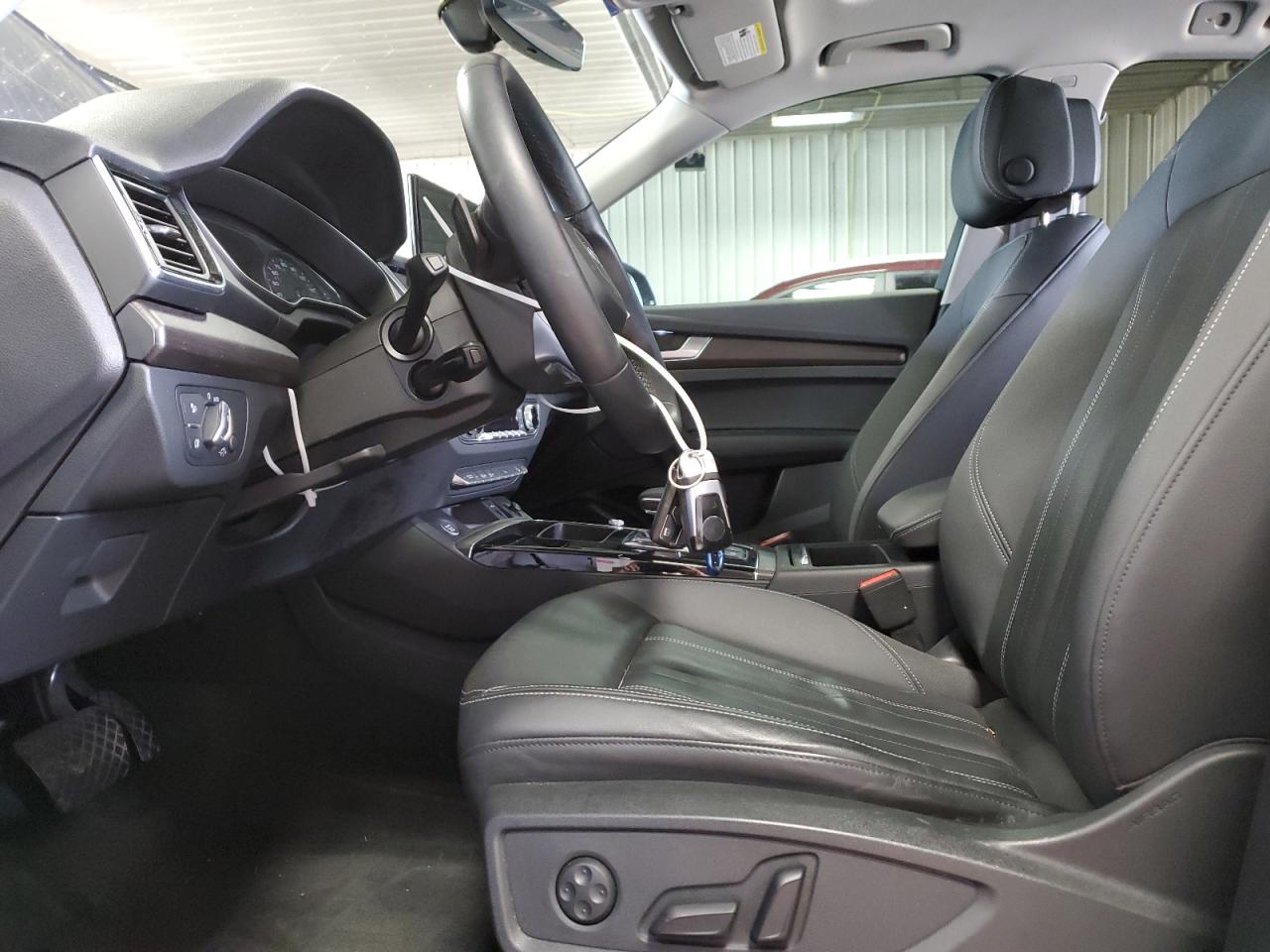 AUDI Q5 2021 VIN WA1AAAFY9M2055295 zdjęcie 7