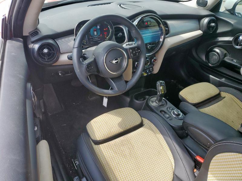  MINI COOPER 2023 Czerwony
