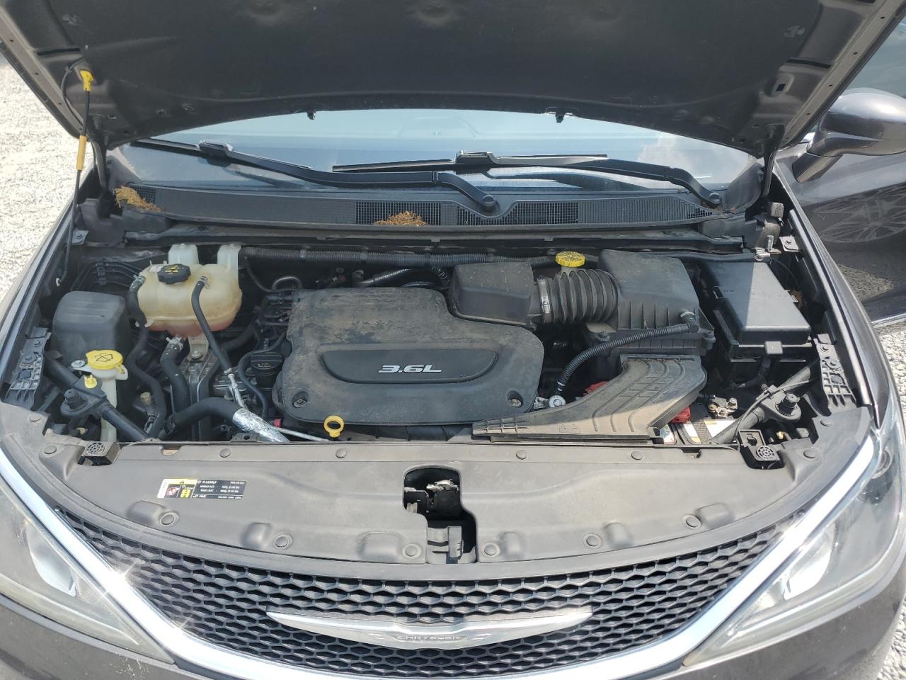 2017 Chrysler Pacifica Touring L VIN: 2C4RC1BG9HR543962 Lot: 59550045