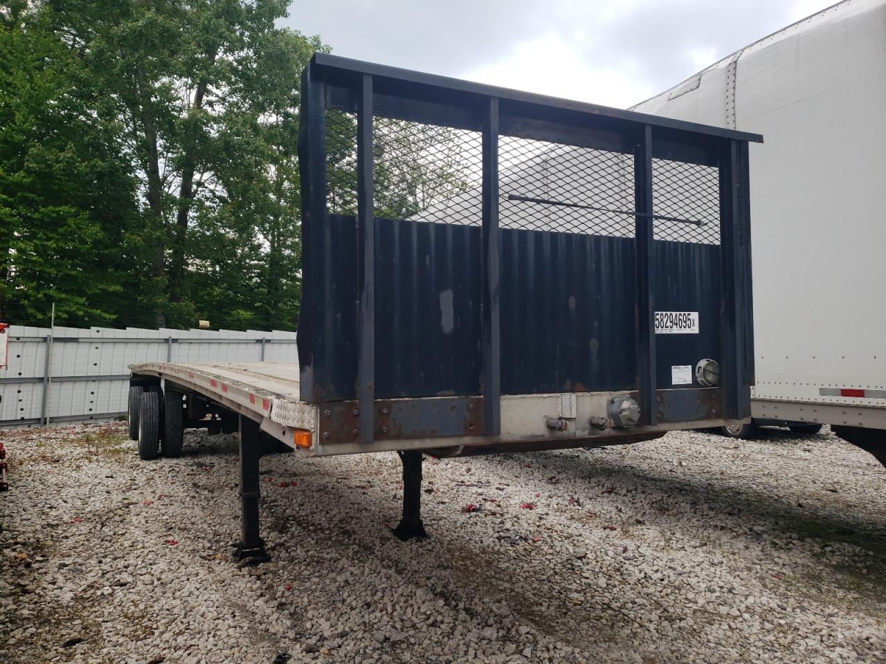 1985 Ravens Flatbed Trailer de vânzare în West Warren, MA - Side