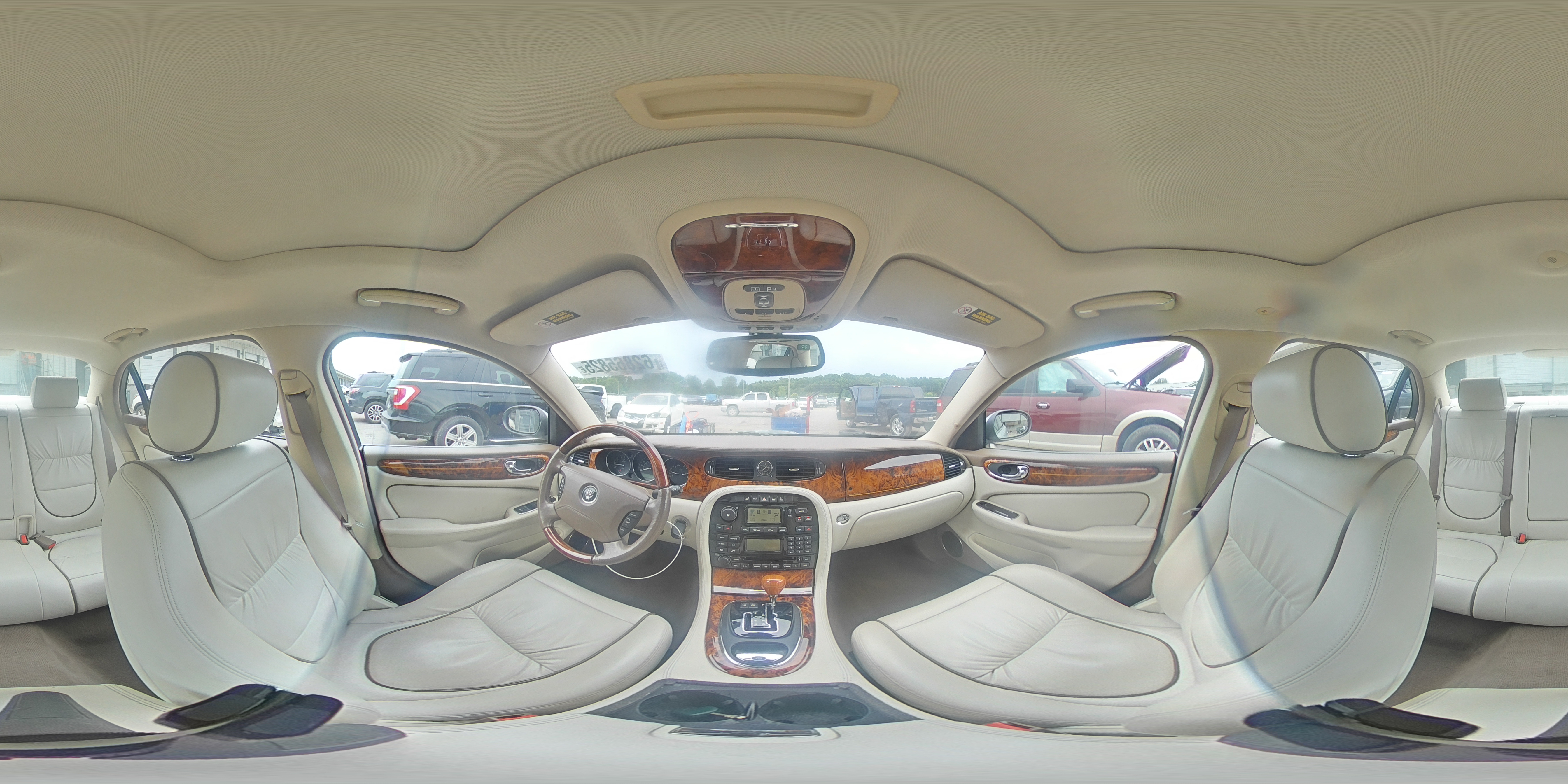 2005 Jaguar Vandenplas VIN: SAJWA82C55SG42534 Lot: 62865825