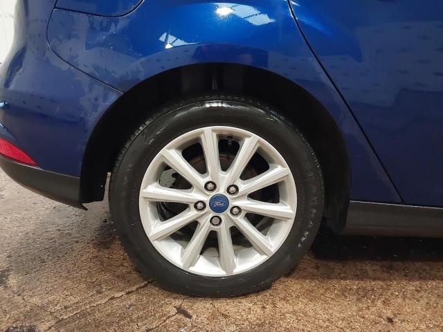 2015 FORD FOCUS TITA