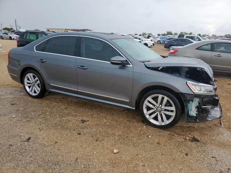 VOLKSWAGEN PASSAT 2017 Szary