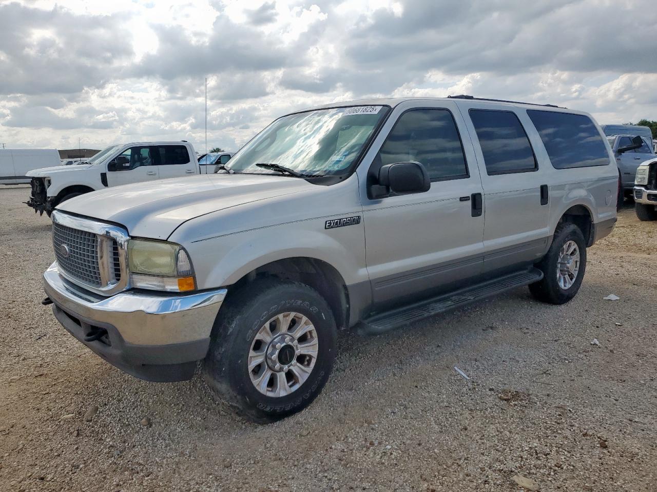 2004 Ford Excursion Xlt
