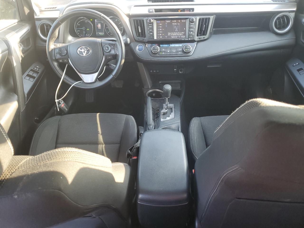 2017 Toyota Rav4 Hv Le VIN: JTMRJREV7HD128575 Lot: 62410715