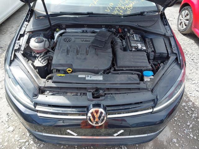2017 VOLKSWAGEN GOLF SE NA