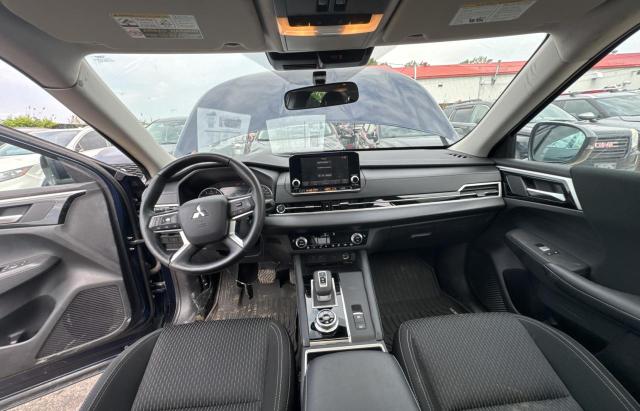 2022 MITSUBISHI OUTLANDER SE  