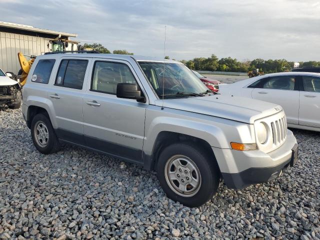 Паркетники JEEP PATRIOT 2014 Серебристый