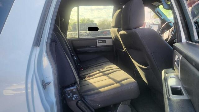 Parquets FORD EXPEDITION 2016 Biały