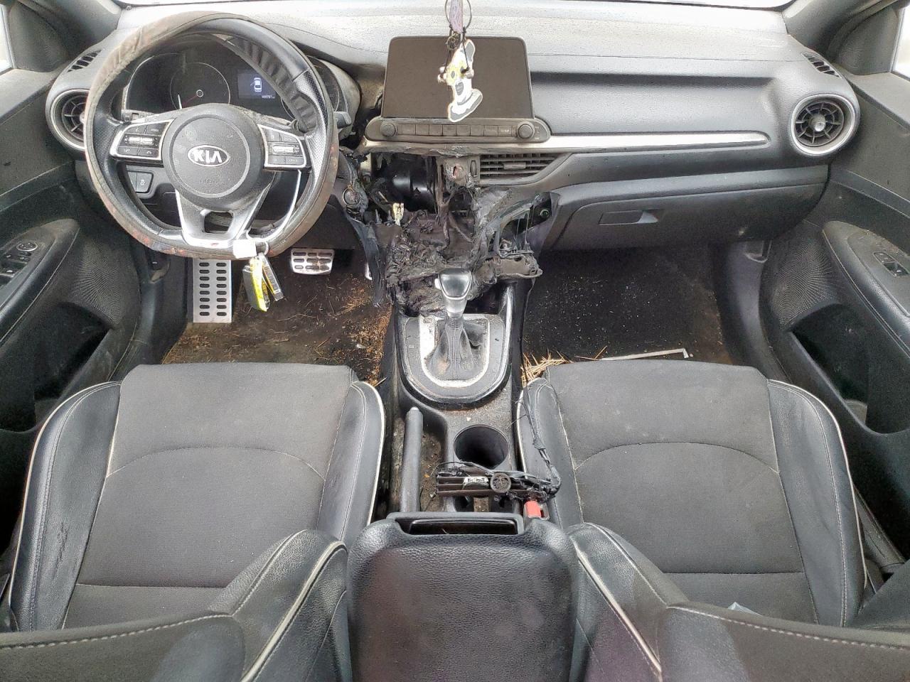 3KPF34AD4ME317531 2021 Kia Forte Gt Line