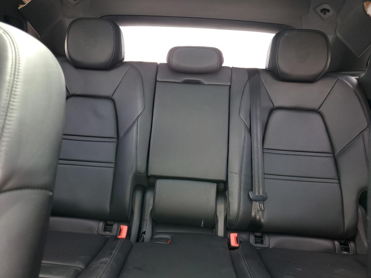 2023 Porsche Cayenne Base VIN: WP1AA2AY4PDA05527 Lot: 60251995