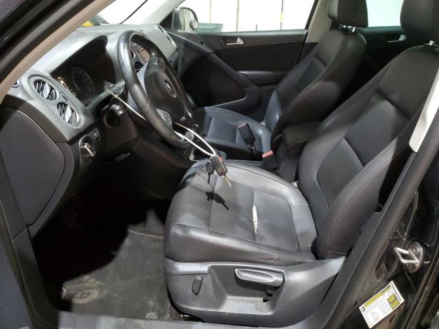 Parquets VOLKSWAGEN TIGUAN 2012 Black