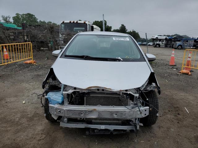  TOYOTA YARIS 2013 Srebrny