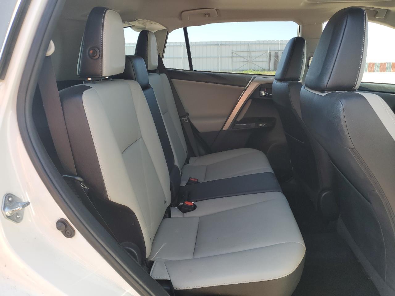 2017 Toyota Rav4 Limited VIN: JTMDFREV0HD215309 Lot: 61844085