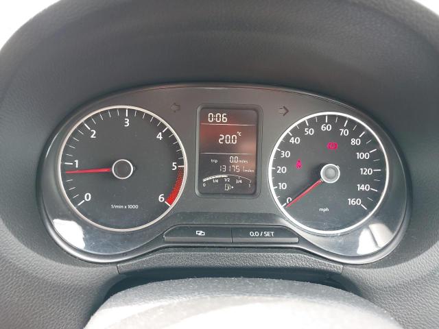 2010 VOLKSWAGEN POLO SE TD