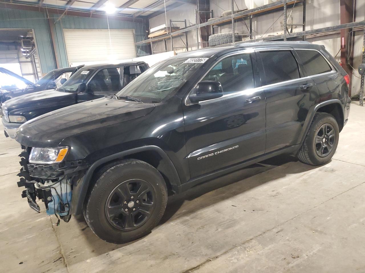 2016 Jeep Grand Cherokee Laredo de vânzare în Eldridge, IA - Front End