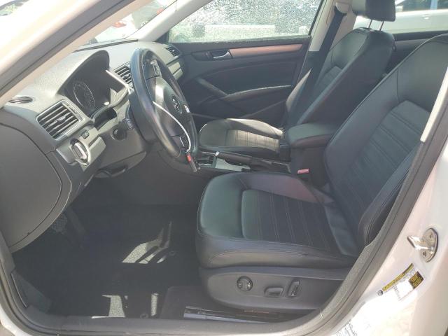  VOLKSWAGEN PASSAT 2015 Biały